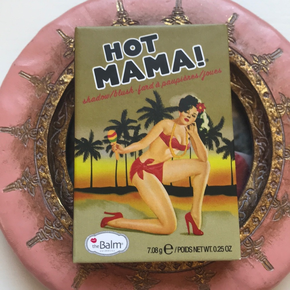 The Balm  blush HOT MAMA!